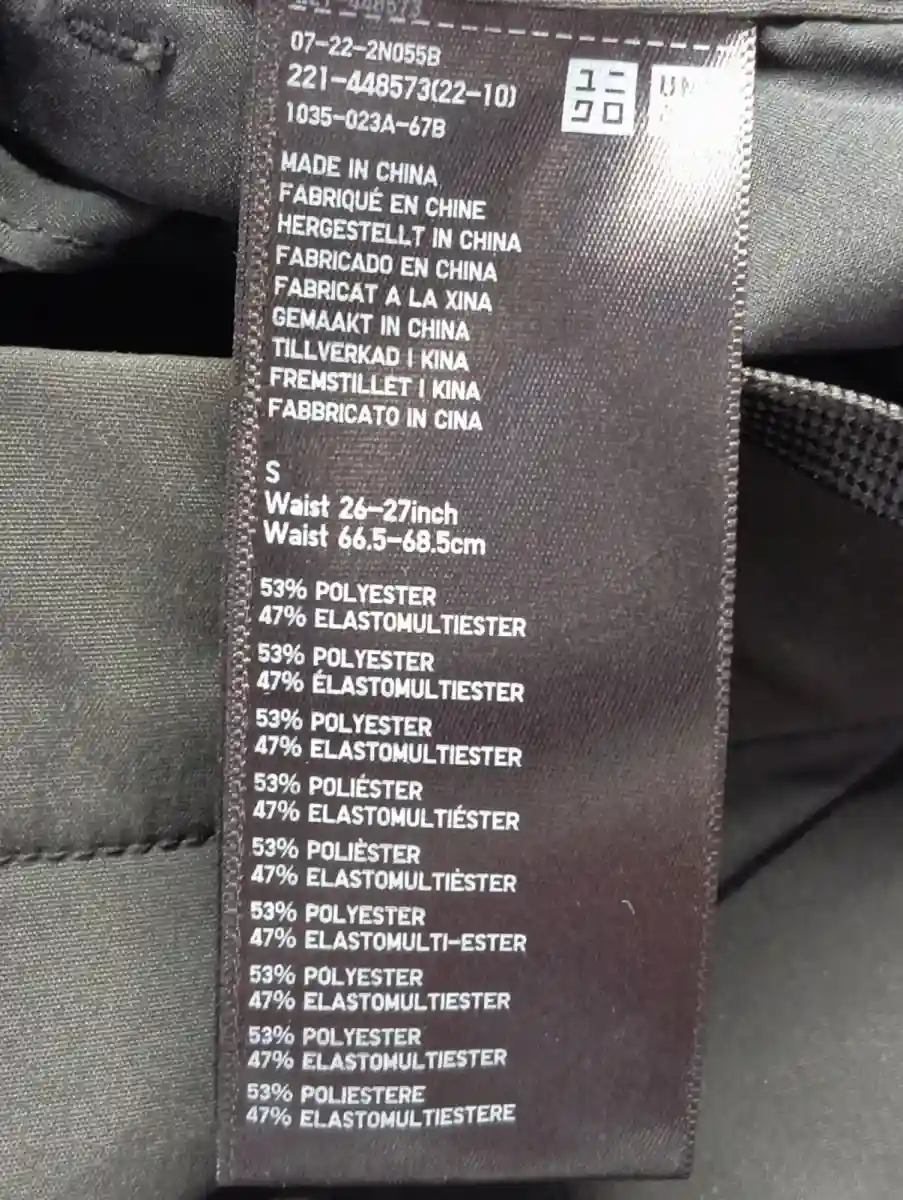 UNIQLO Stoffhose Bild 4