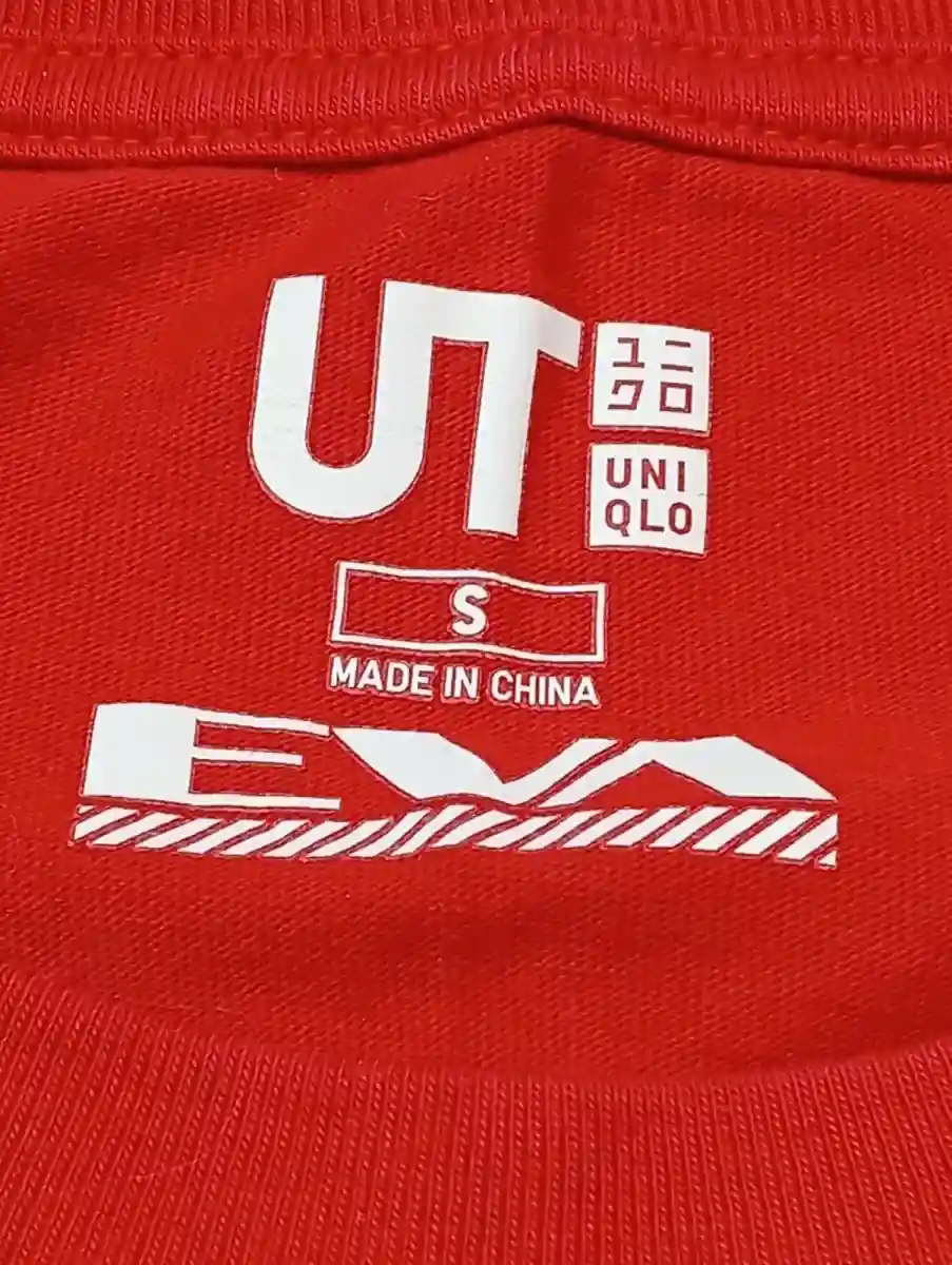 UNIQLO T-Shirt Bild 3