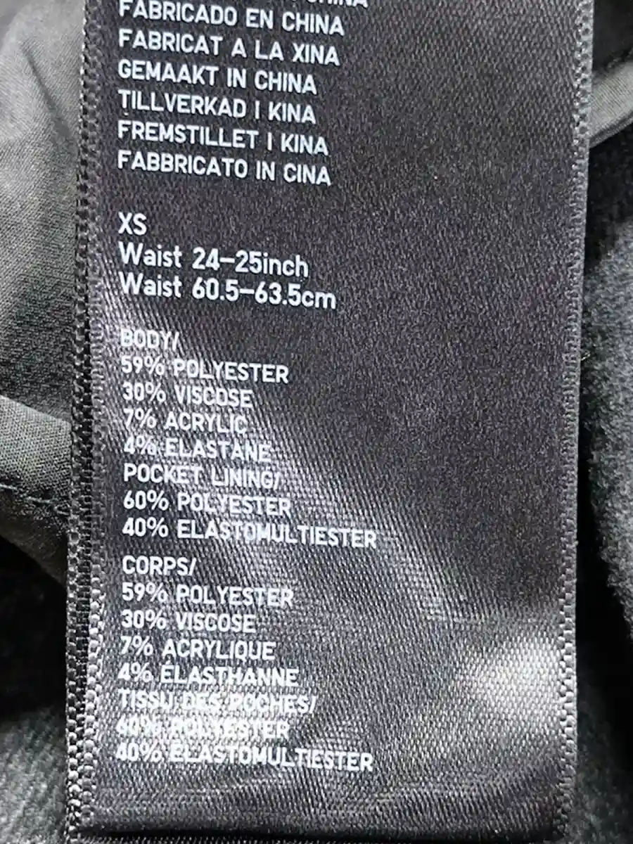 UNIQLO Stoffhose Bild 4