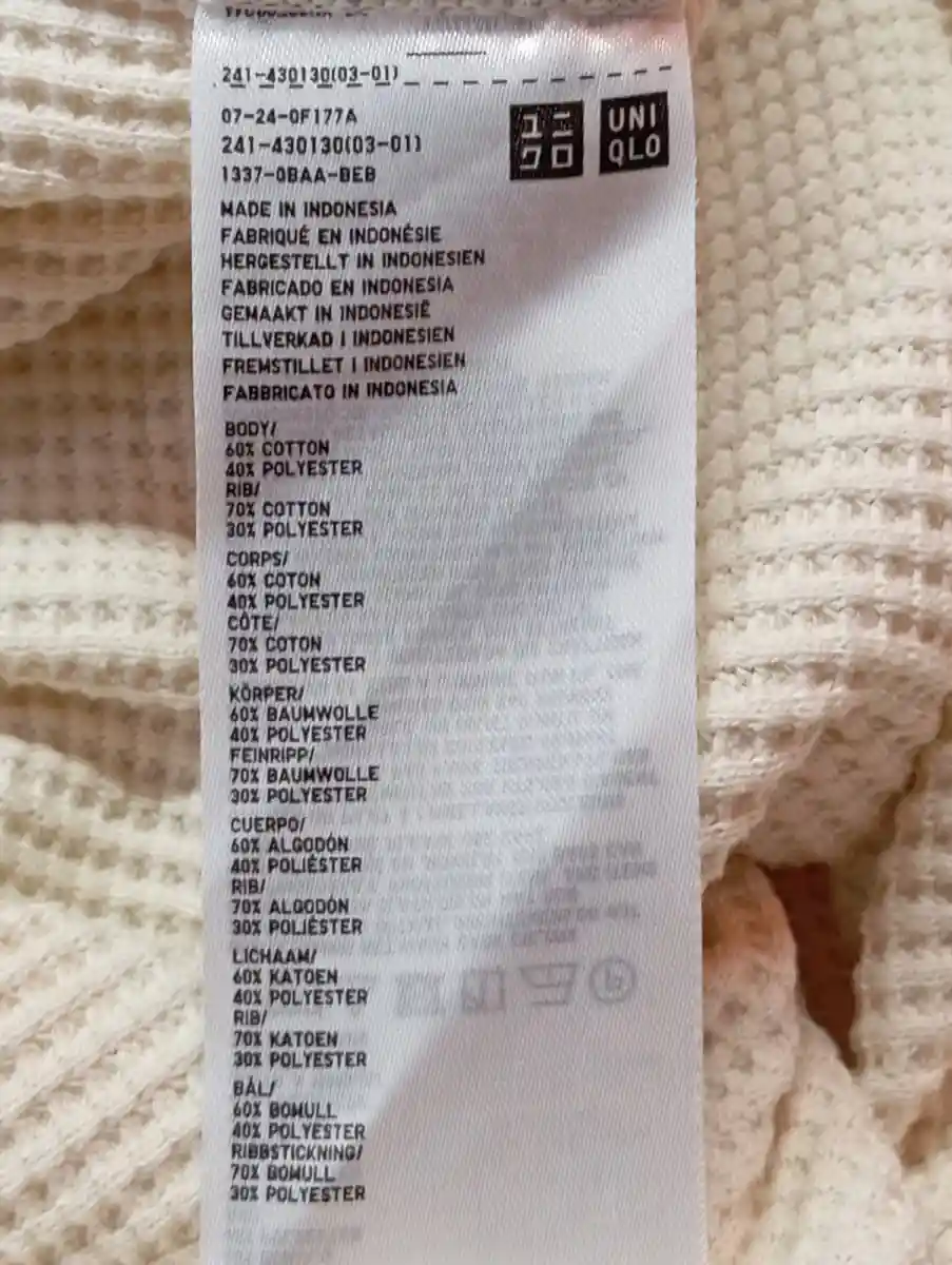 UNIQLO T-Shirt Bild 4