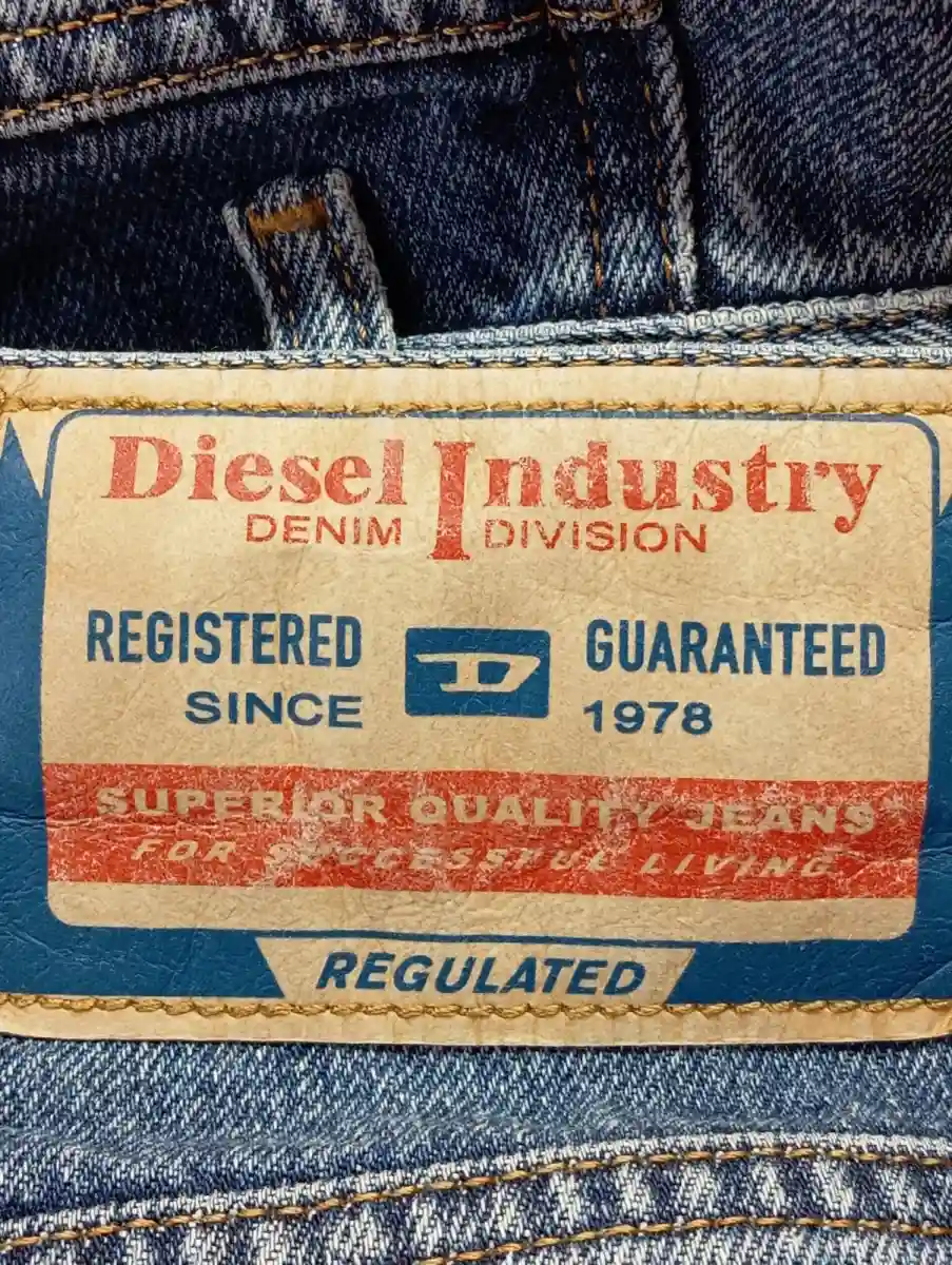 DIESEL Jeans Straight Leg Bild 3