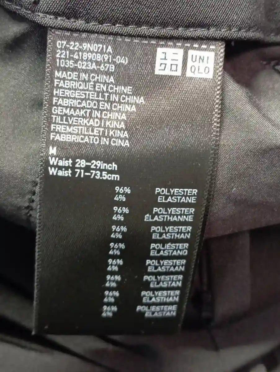 UNIQLO Stoffhose Bild 3