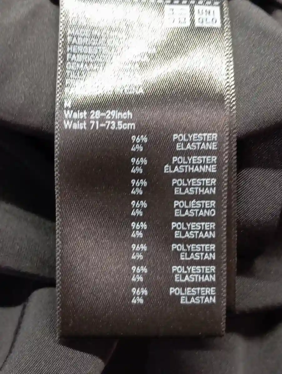 UNIQLO Stoffhose Bild 4