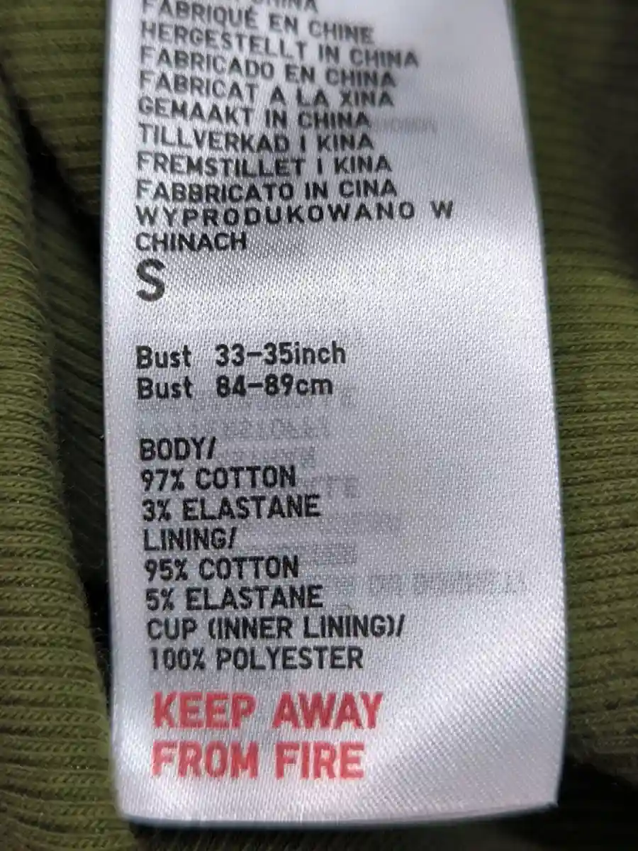 UNIQLO Strickkleid Bild 4