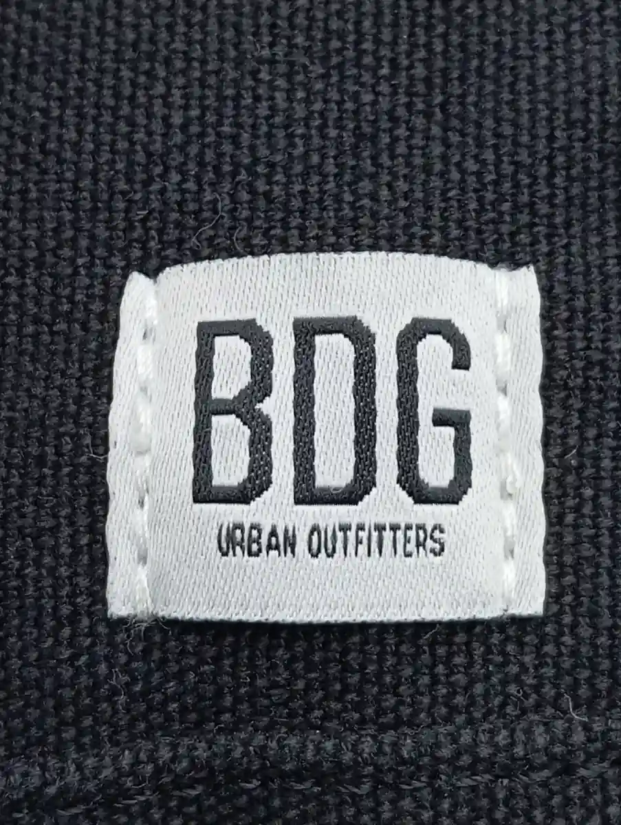 URBAN OUTFITTERS Gürteltasche Bild 4