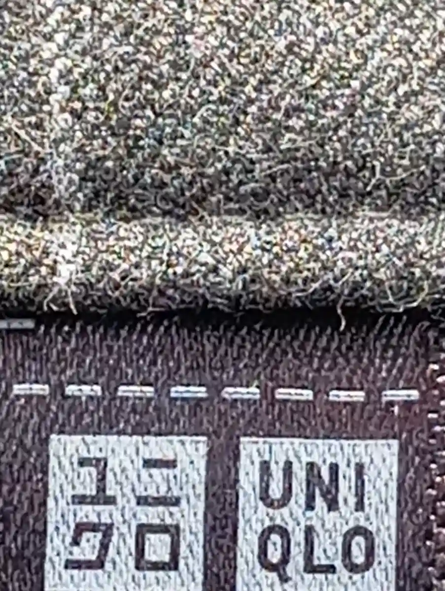 UNIQLO Stoffhose Bild 3