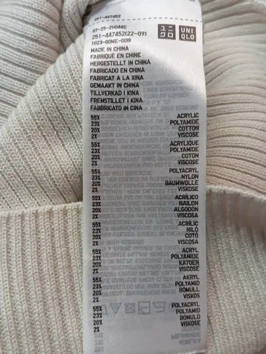 UNIQLO Pullover Bild 4