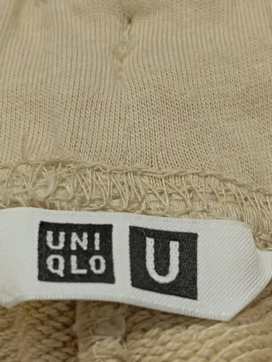 UNIQLO Jogginghose Bild 4