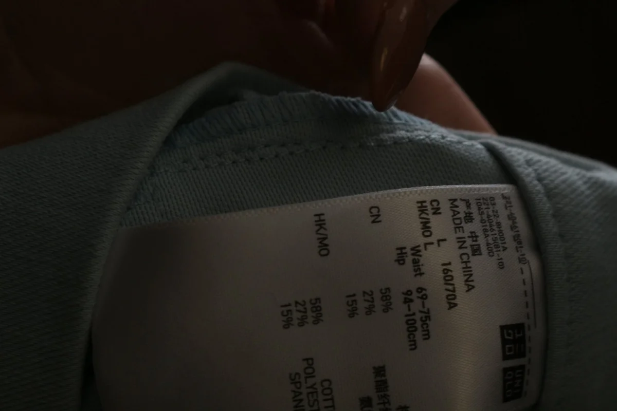 UNIQLO Stoffhose Bild 4