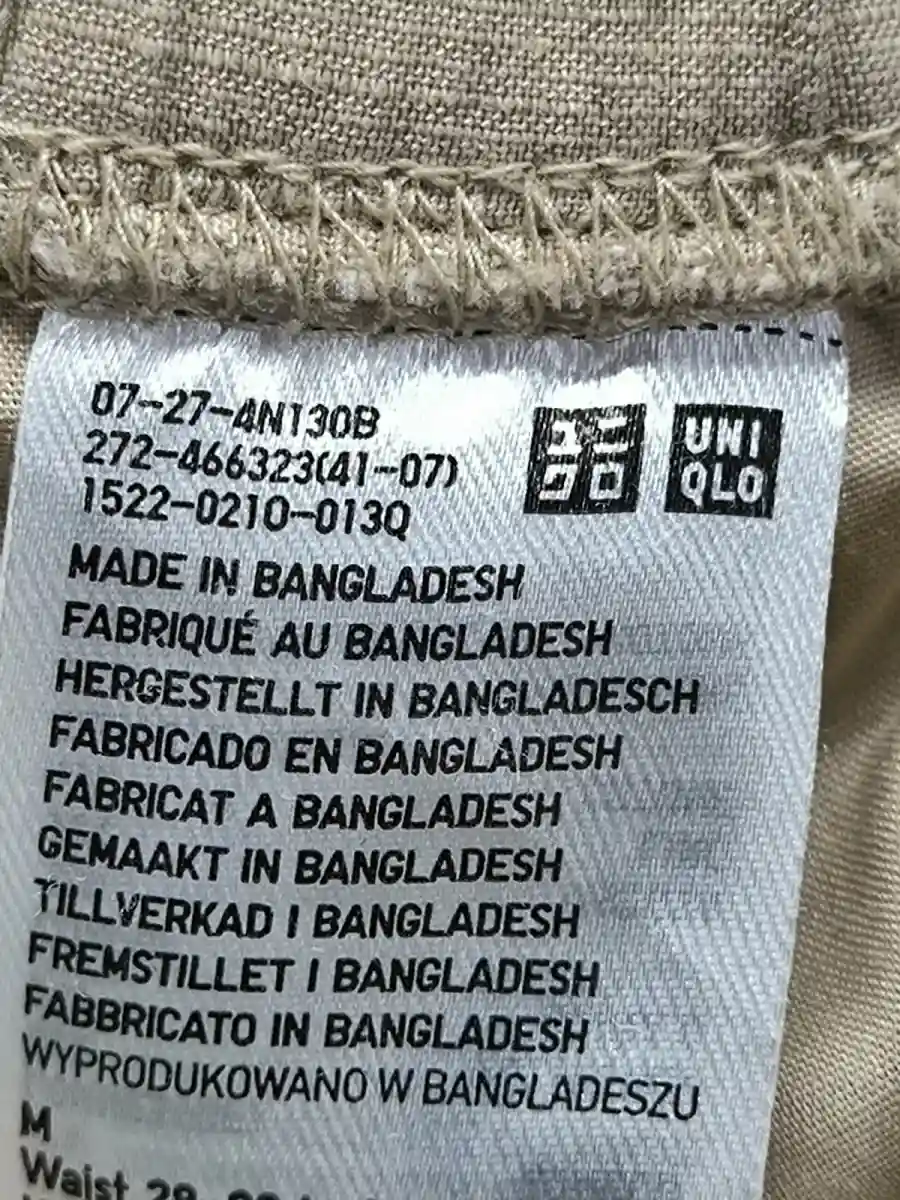 UNIQLO Stoffhose Bild 3
