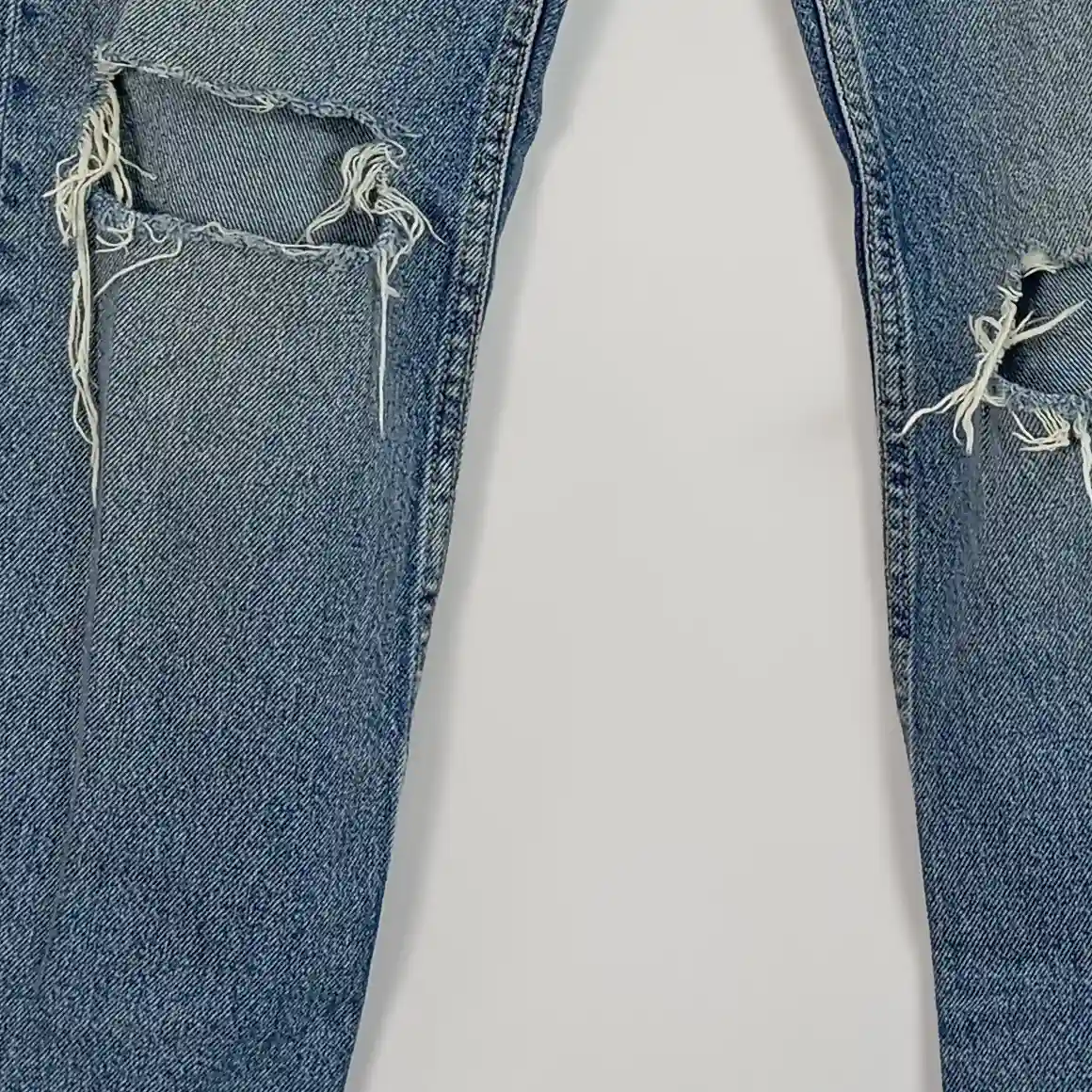 PULL&BEAR Destroyed Jeans Bild 5