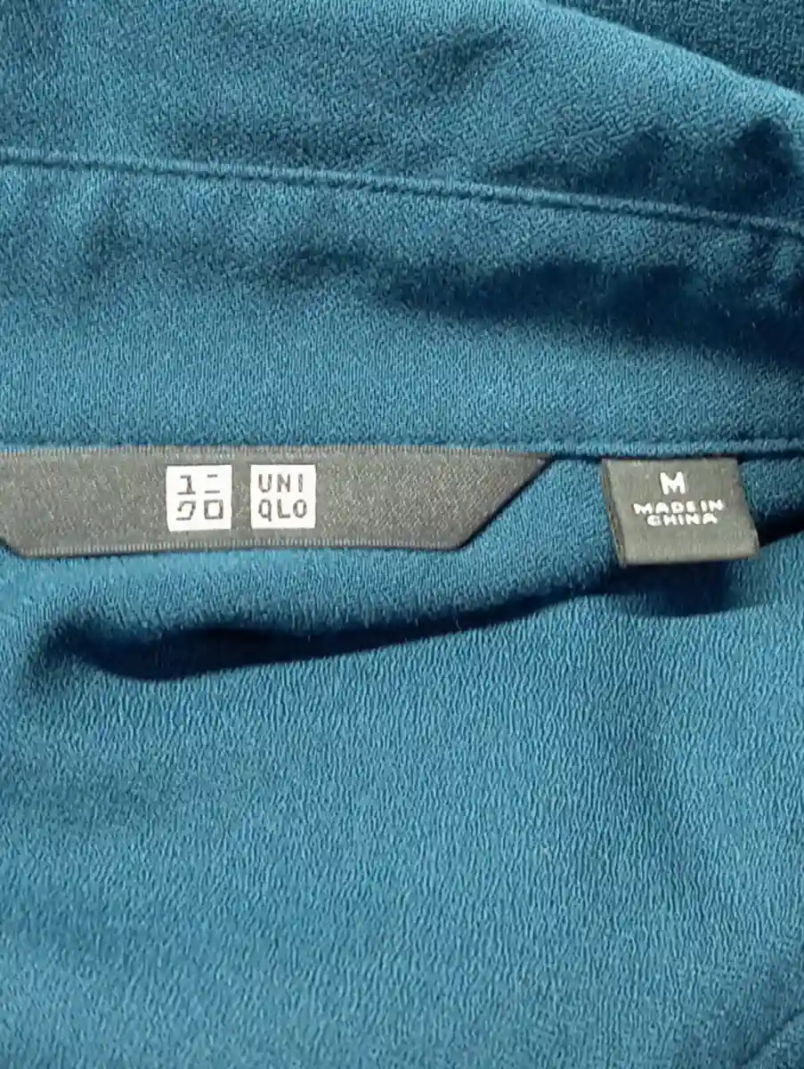 UNIQLO Freizeithemd Bild 3