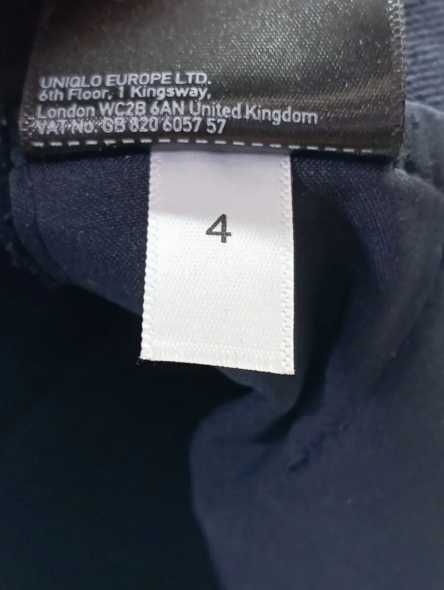 UNIQLO Stoffhose Bild 4