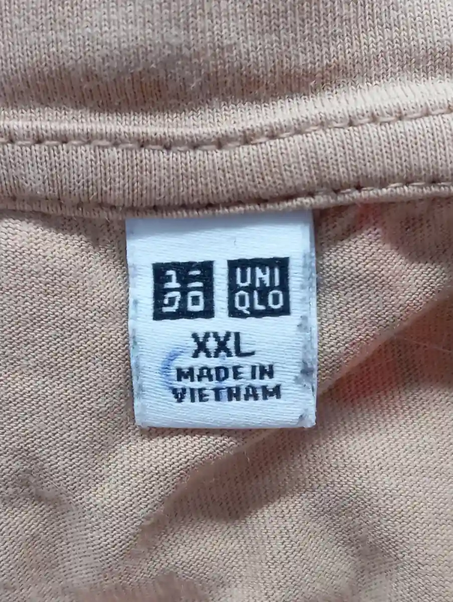 UNIQLO T-Shirt Bild 3
