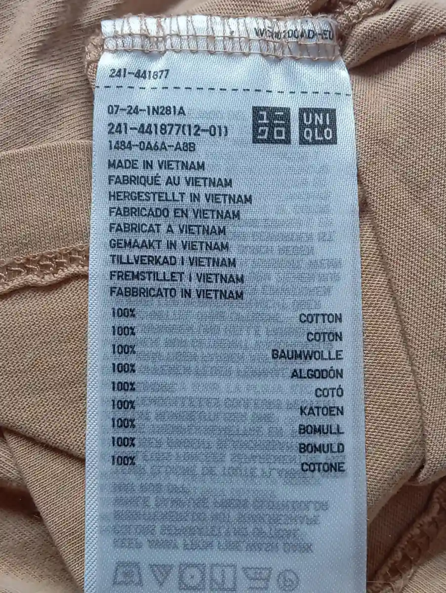 UNIQLO T-Shirt Bild 4