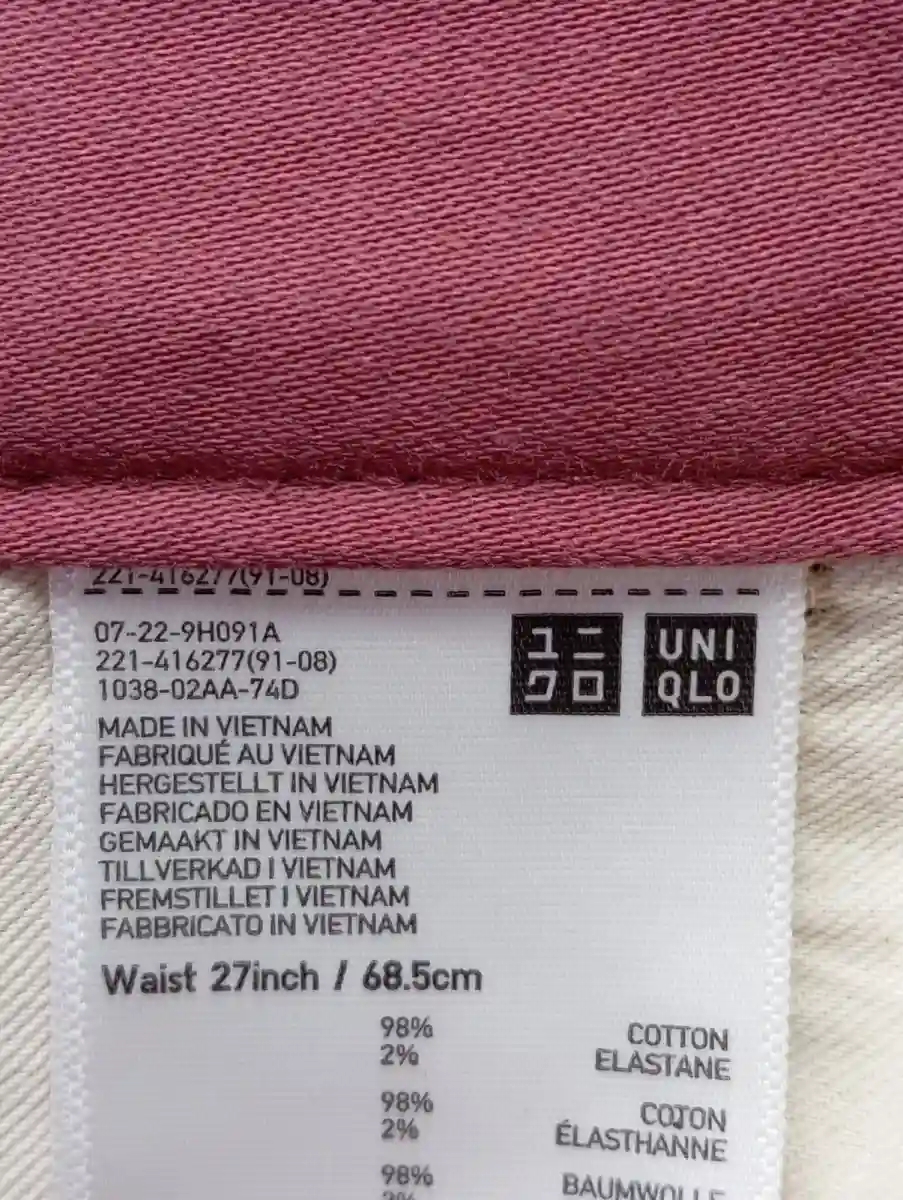 UNIQLO Stoffhose Bild 3