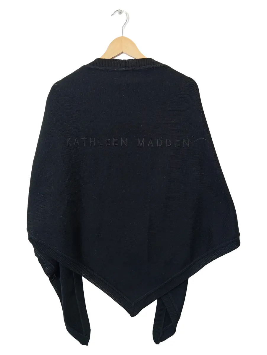 MADELEINE Poncho Bild 2