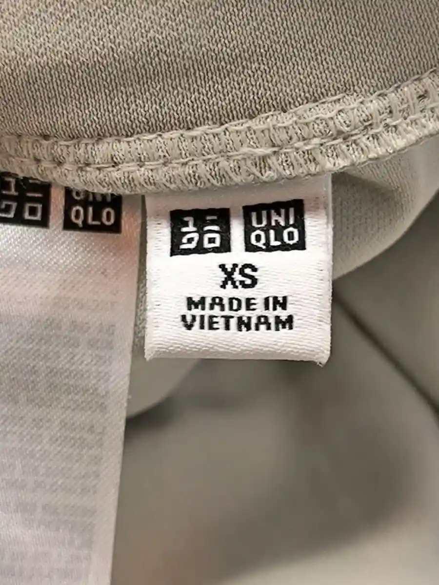 UNIQLO Stoffhose Bild 3