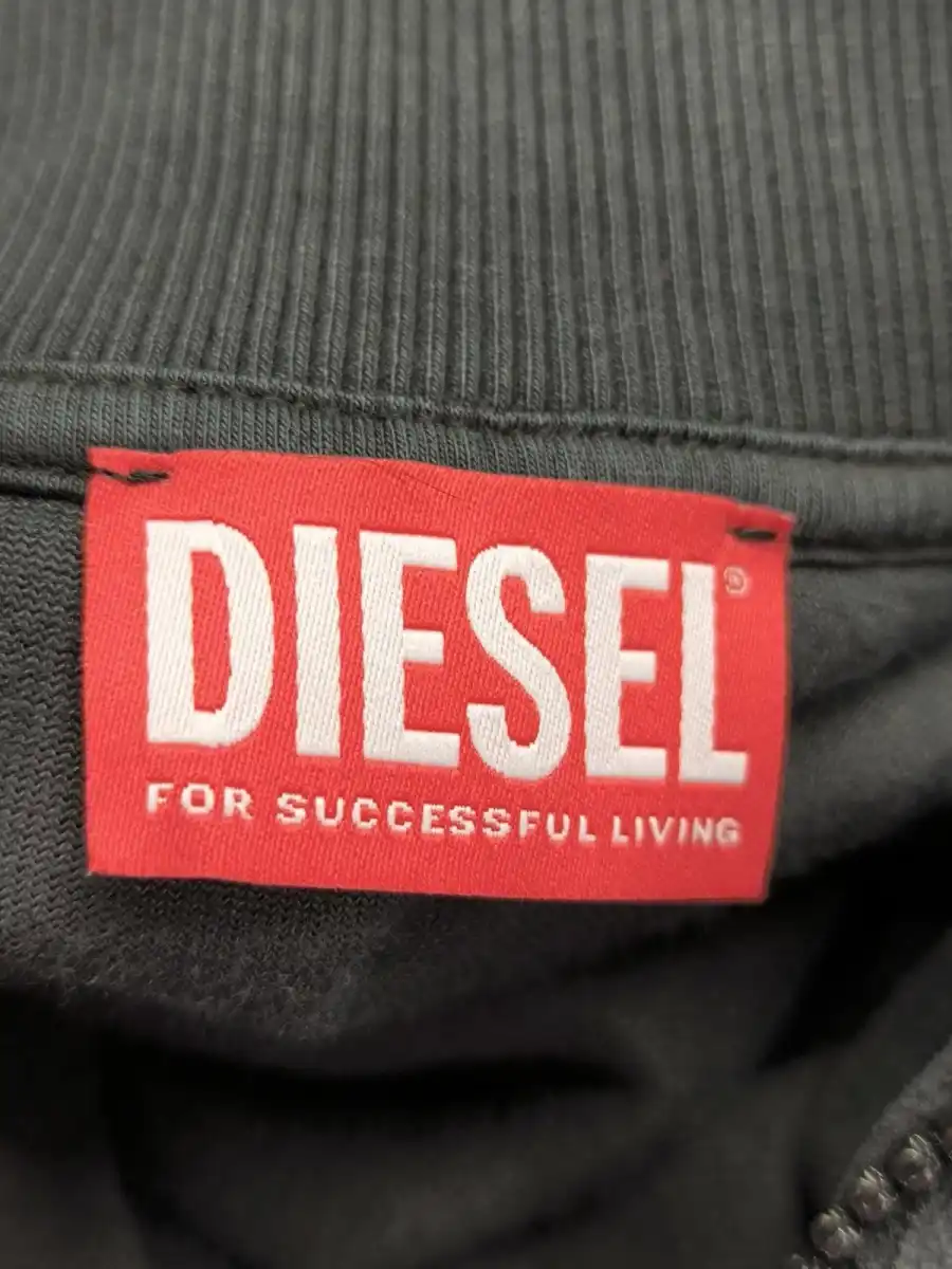 DIESEL Kostüm mit Rock Bild 3