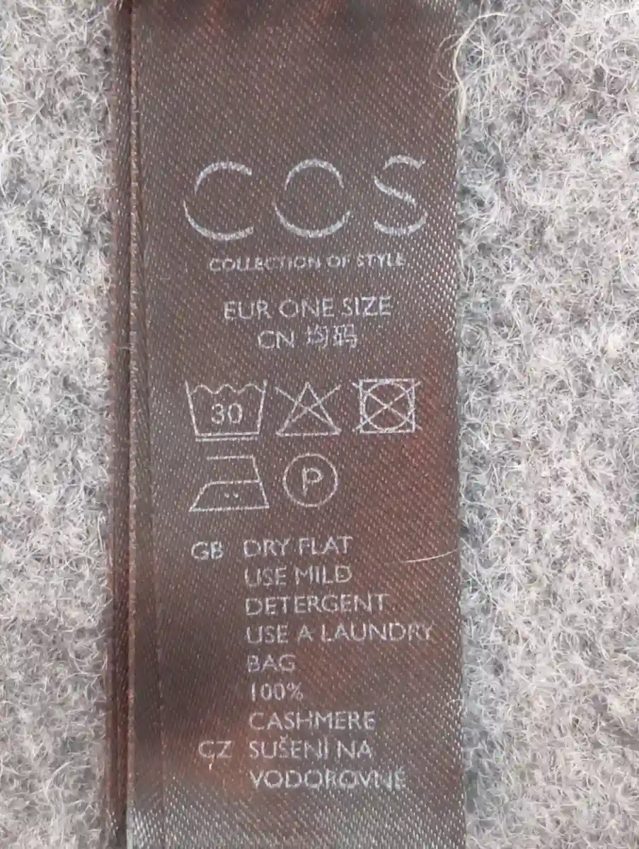 COS Mütze Bild 3
