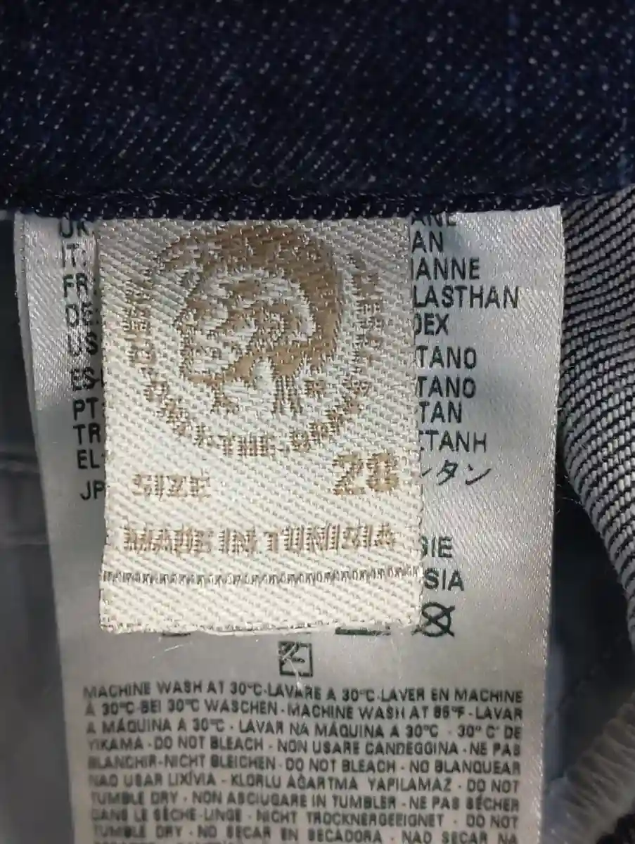 DIESEL Jeans Regular Fit Bild 4