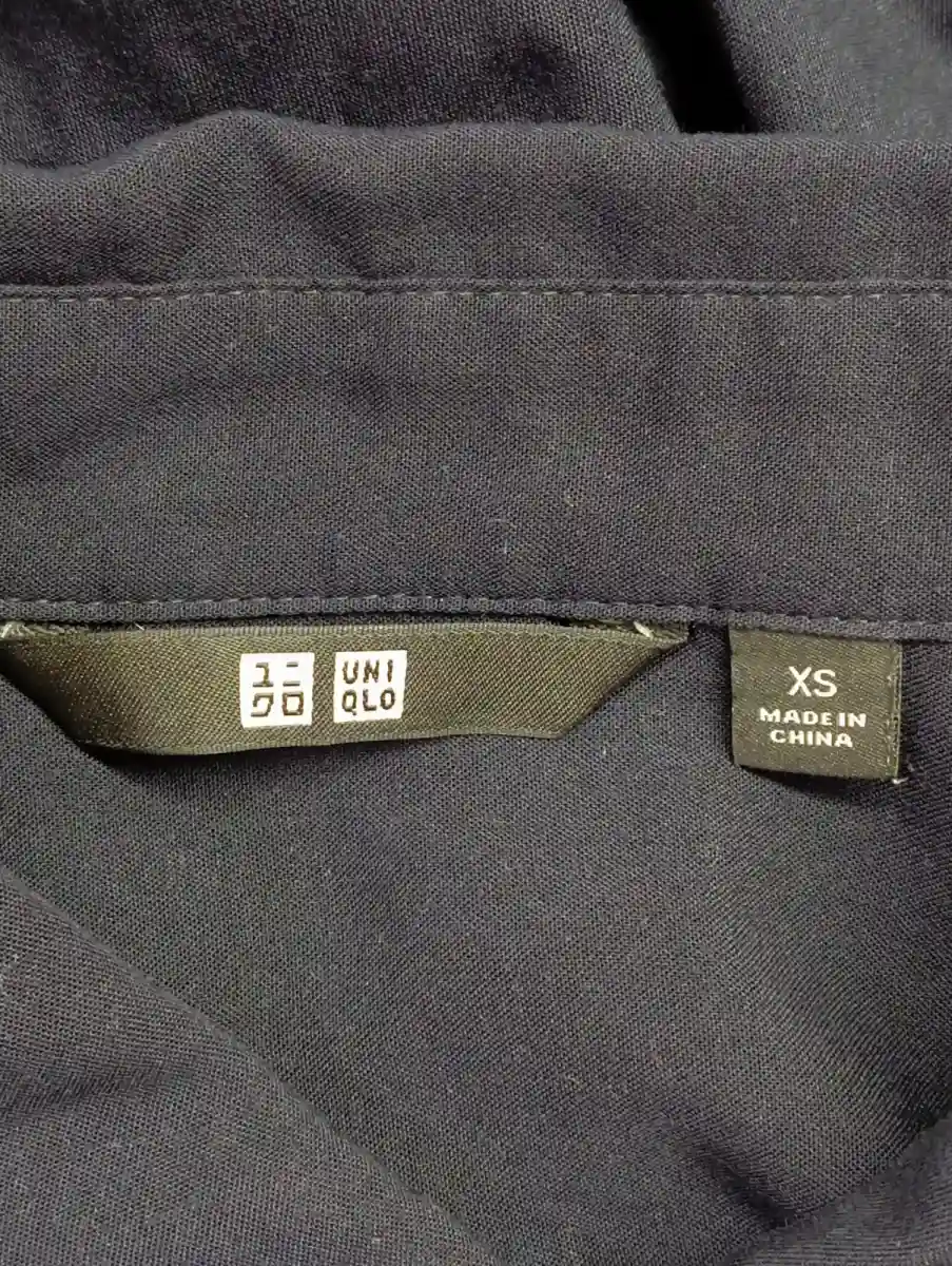 UNIQLO Freizeithemd Bild 3