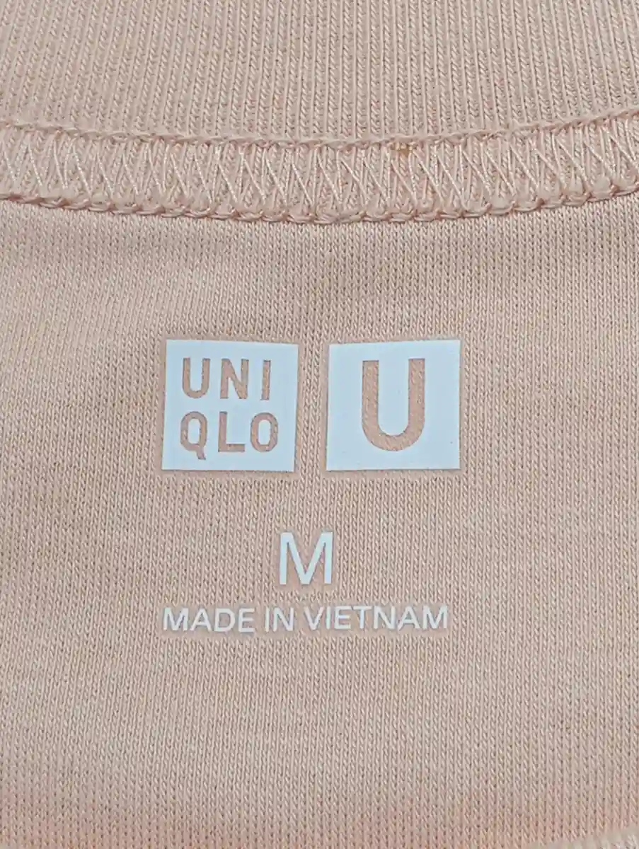 UNIQLO T-Shirt Bild 3