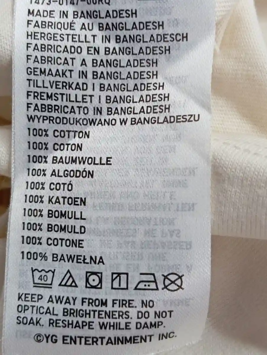 UNIQLO T-Shirt Bild 4